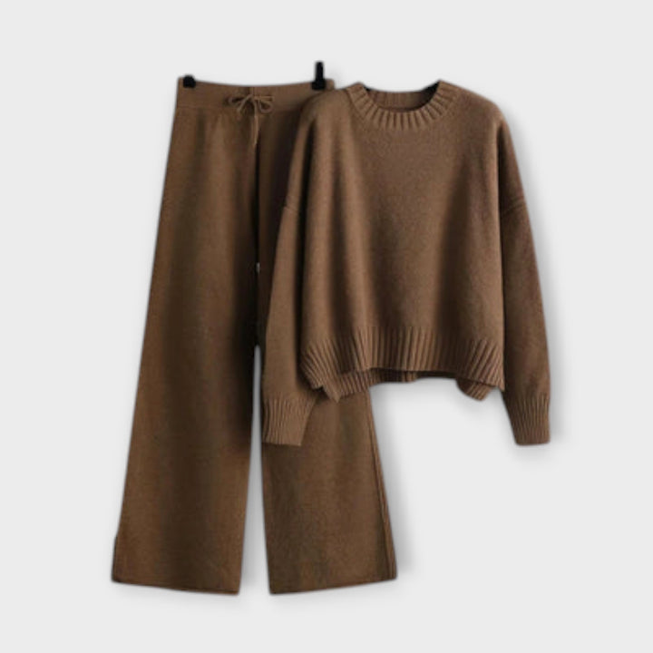 Stella – Casual Embroidered Set