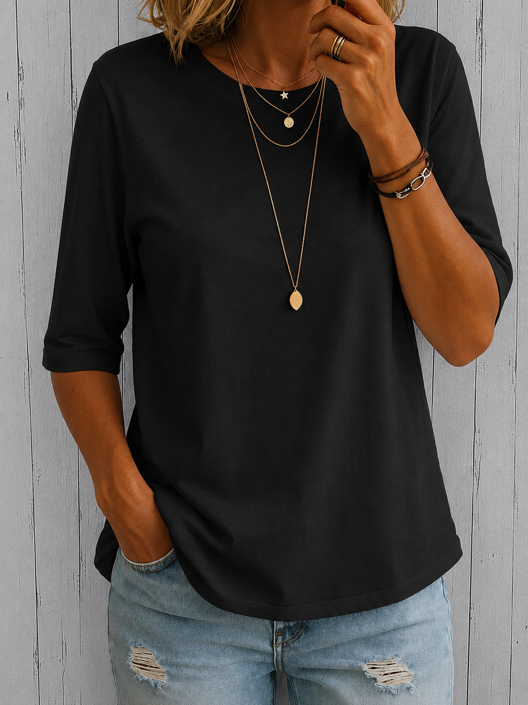 Nadia - Essential Comfort Tee