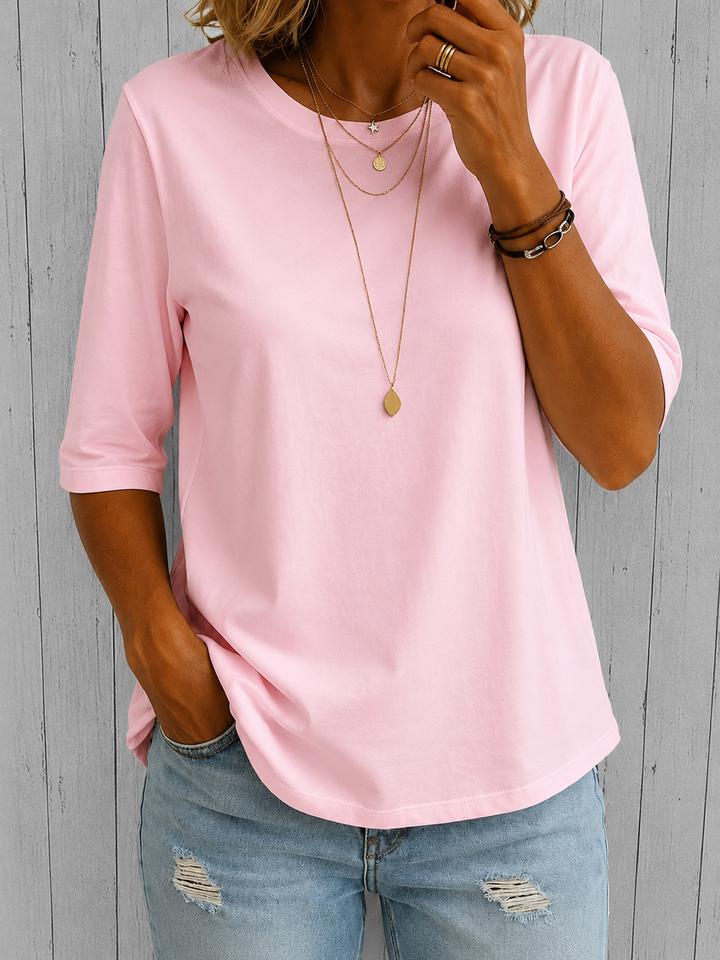 Nadia - Essential Comfort Tee