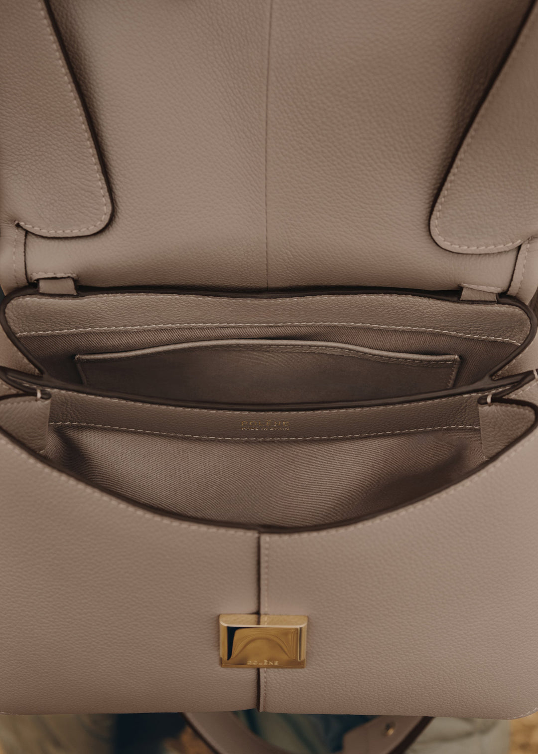 Mokki - Textured Taupe